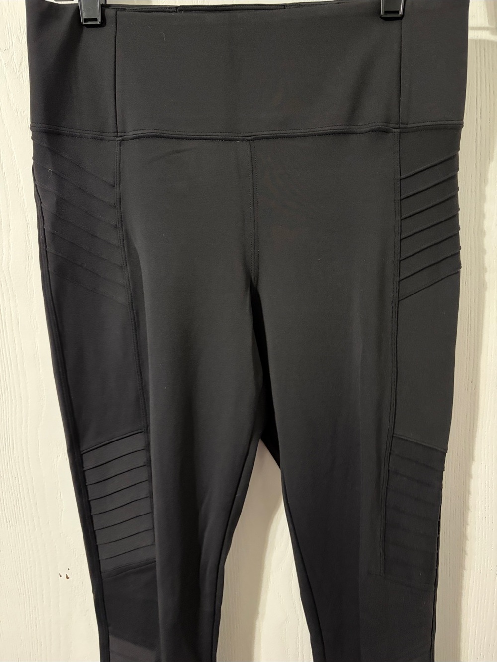 Athleta Delancey Moto Tight Leggings Black Like New Size Medium - Picture 9 of 14